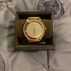 Michael Kors rose gold watch
